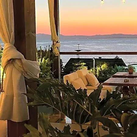 6 By Zula Hotel Sidé