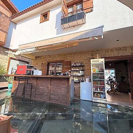 6 By Zula Hotel 5*
